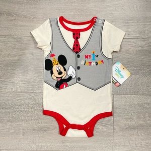 NWT - DISNEY BABY // MICKEY MY 1ST BIRTHDAY